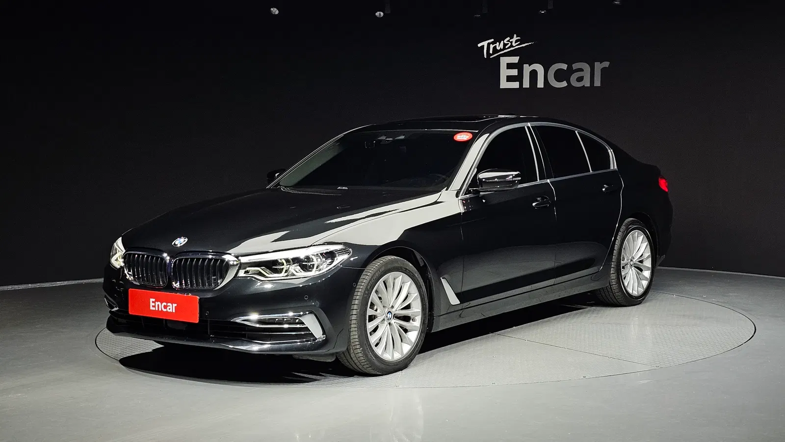 BMW Série 5 (G30) 520d xDrive Luxury Plus 2020 — photo 1 sur 20