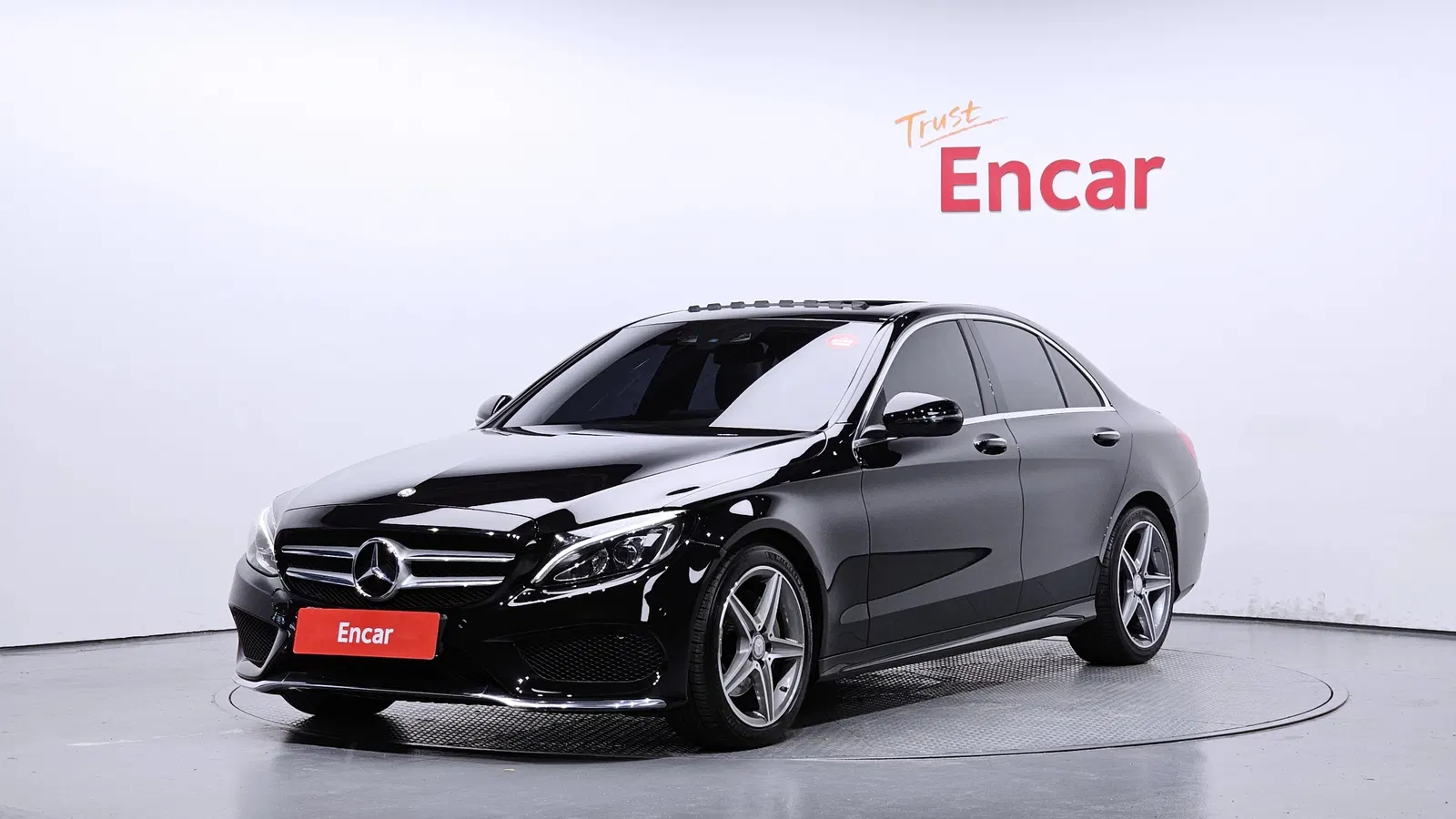 Mercedes-Benz Classe C AMG Line · C200 (W205) 2017 — photo 1 sur 26