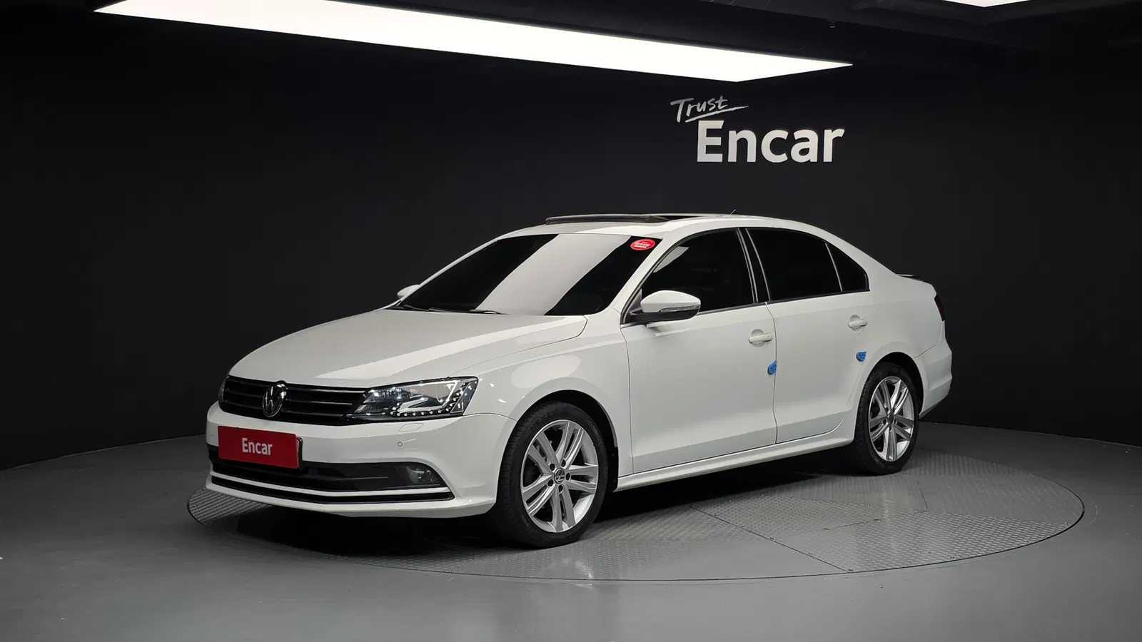 Volkswagen Jetta 2.0 TDI BlueMotion Premium 2015 — photo 1 sur 20