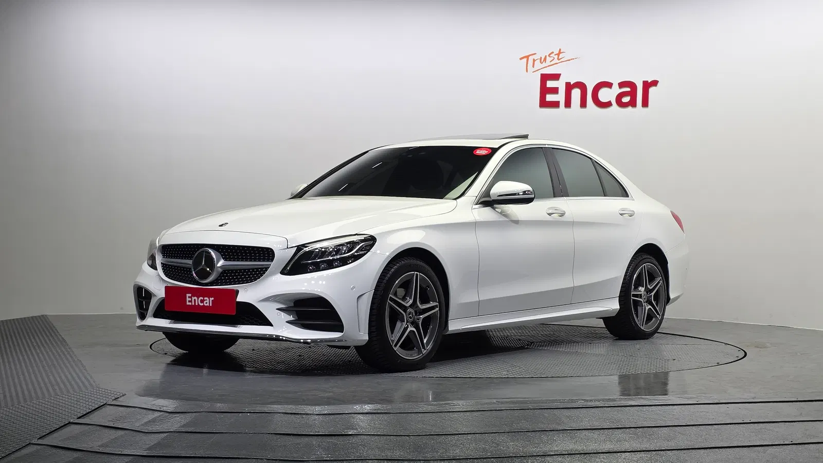 Mercedes-Benz Classe C AMG Line · C200 (W205) 2021 — photo 1 sur 20