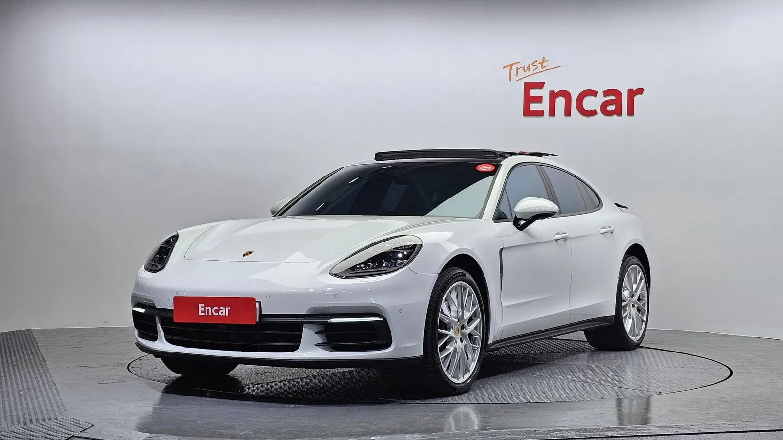 Porsche Panamera (971) 3.0 AWD 2020 — photo 1 sur 20