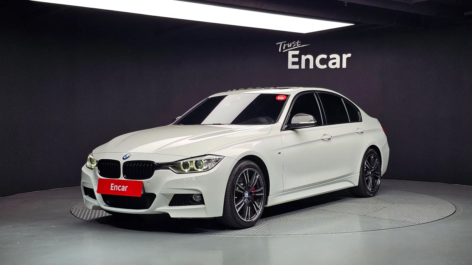 BMW Série 3 (F30) 320d M Performance Edition 2015 — photo 1 sur 8