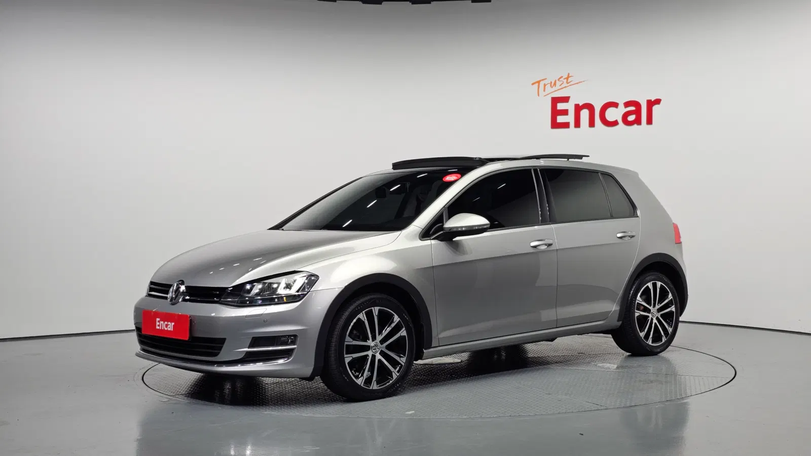 Volkswagen Golf 7e génération 2.0 TDI Premium 2016 — photo 1 sur 20