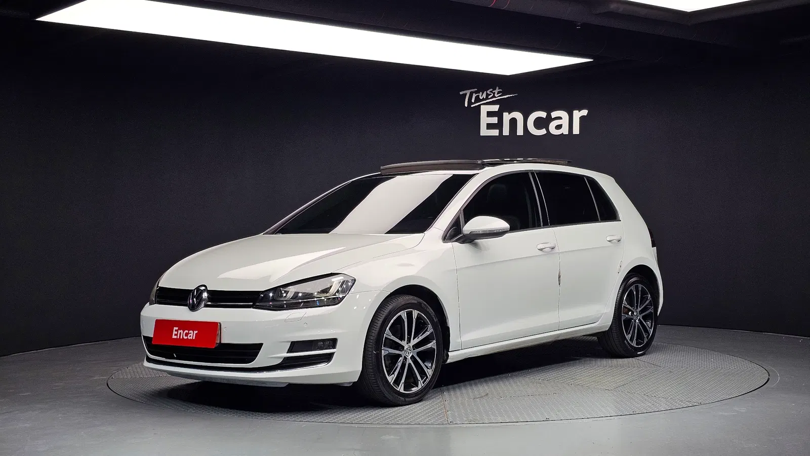 Volkswagen Golf 7e génération 2.0 TDI Premium 2015 — photo 1 sur 20
