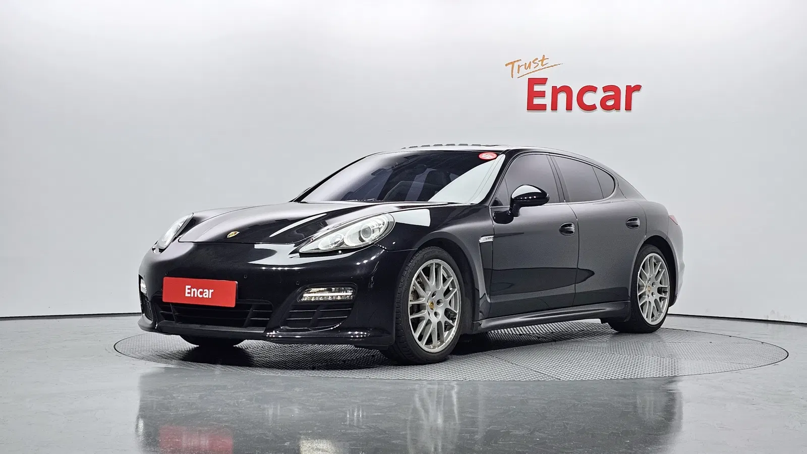 Porsche Panamera 3.6 2WD 2011 — photo 1 sur 20