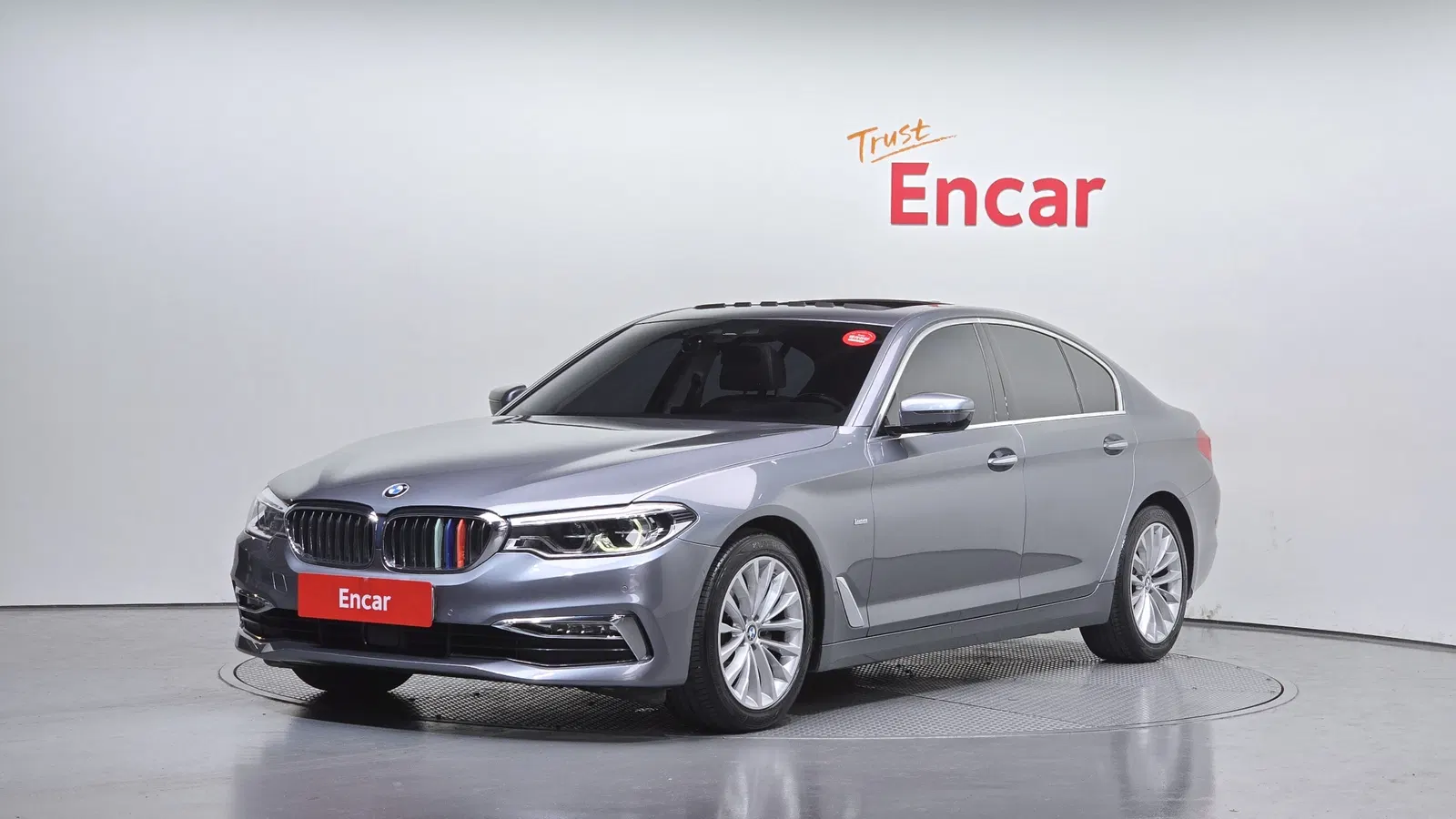 BMW Série 5 (G30) 520d xDrive Luxury Plus 2018 — photo 1 sur 20