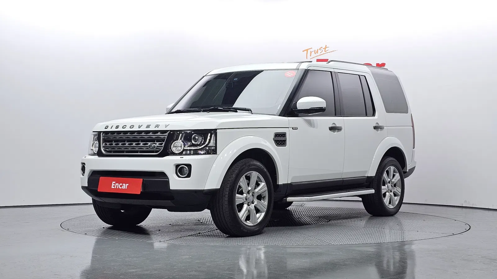 Land Rover Discovery 4 3.0 SDV6 SE 2016 — photo 1 sur 20