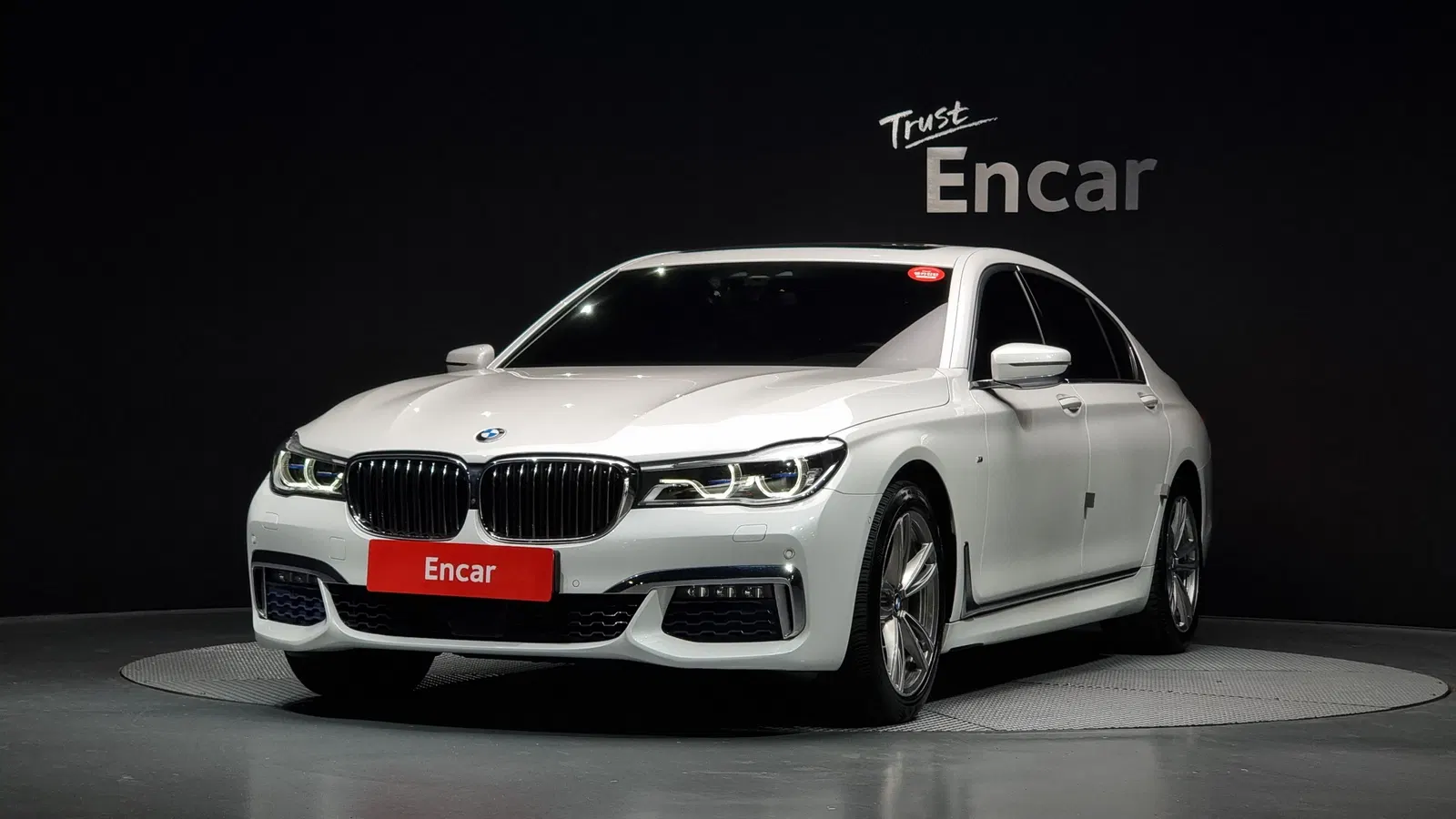 BMW Série 7 (G11) 730Ld xDrive M Sport 2018 — photo 1 sur 26