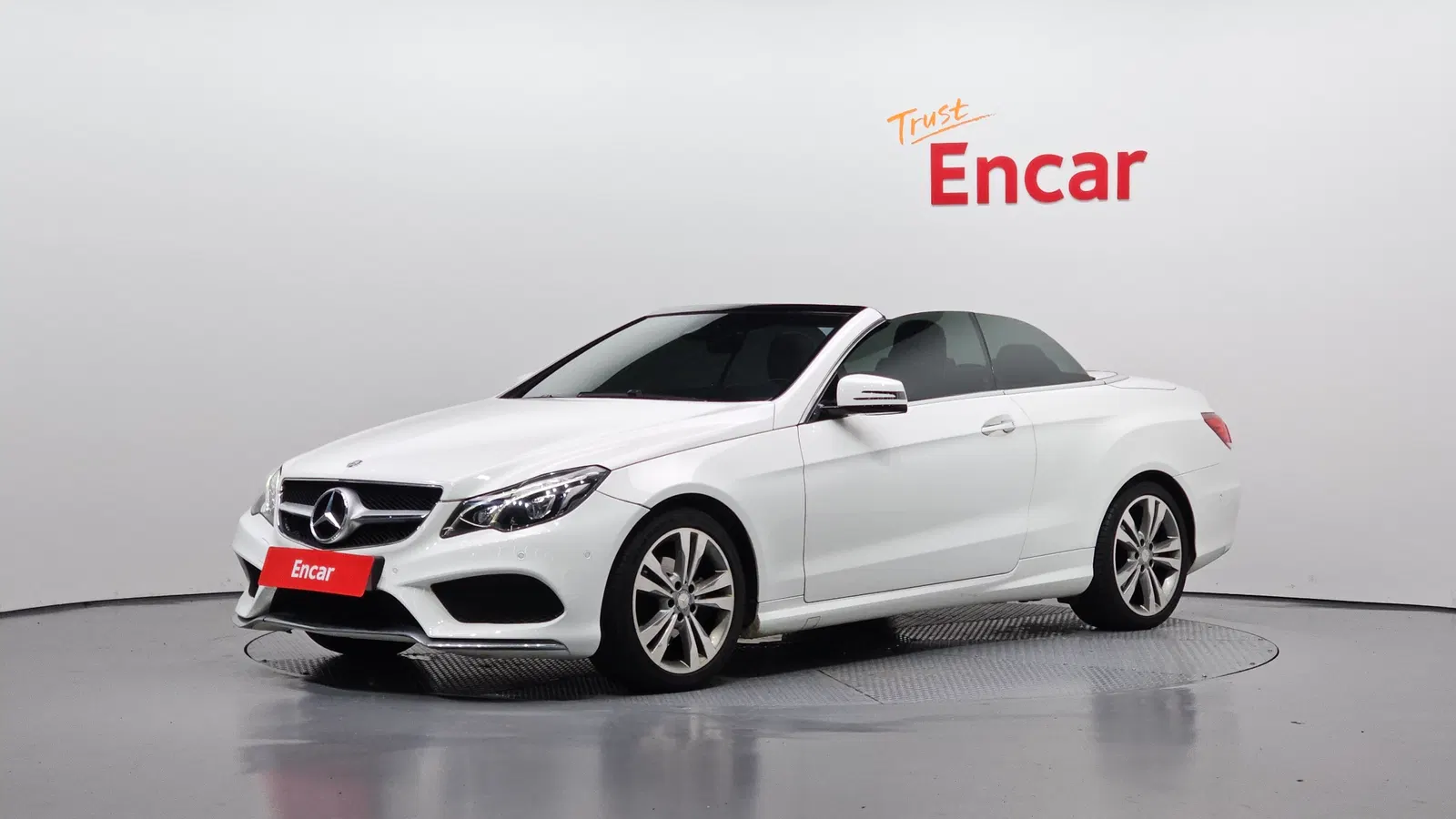 Mercedes-Benz Classe E E200 Cabriolet (W212) 2017 — photo 1 sur 20