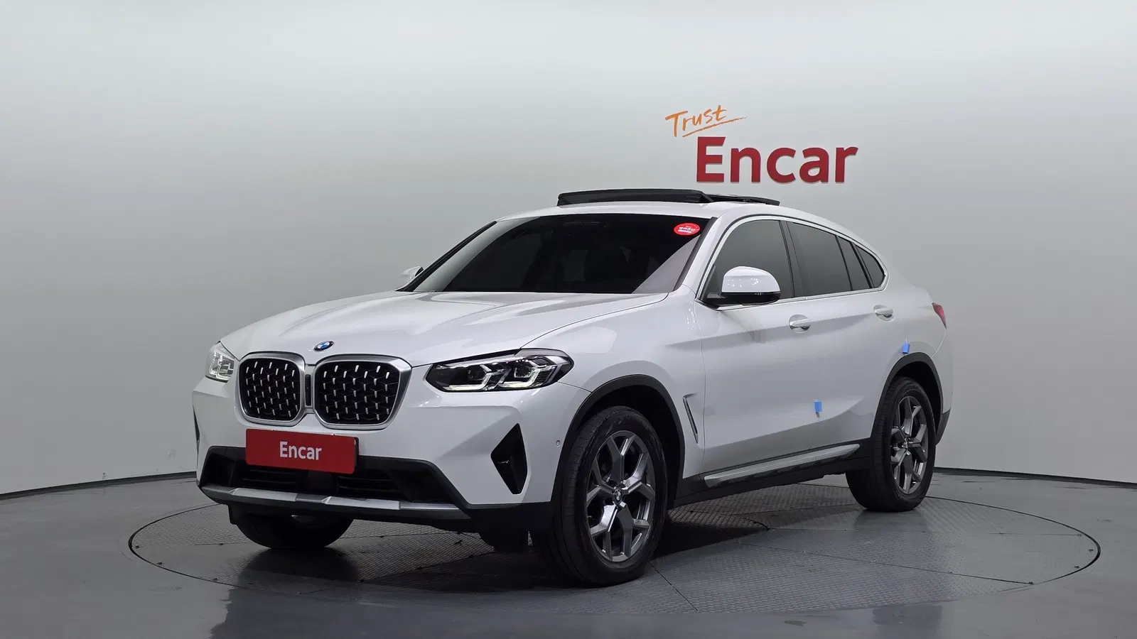 BMW X4 (G02) xDrive20i xLine 2023 — photo 1 sur 20