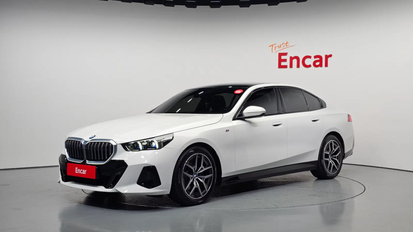 BMW Série 5 (G60) 520i M Sport 2024 — photo 1 sur 20