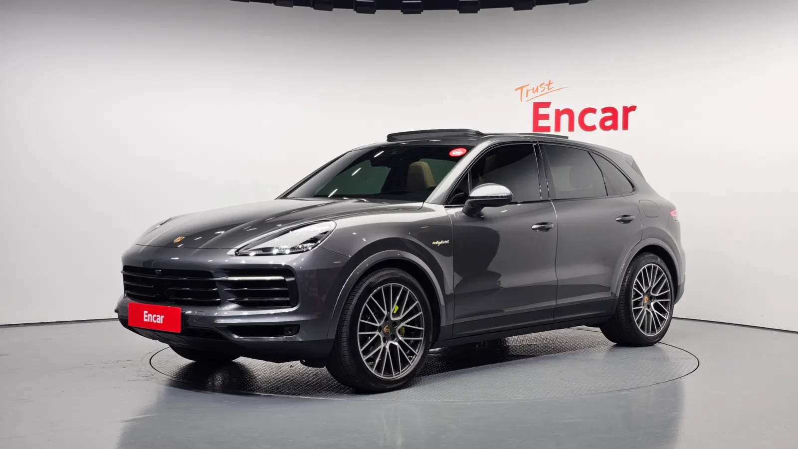 Porsche Cayenne (PO536) 3.0 E-Hybride 2021 — photo 1 sur 20