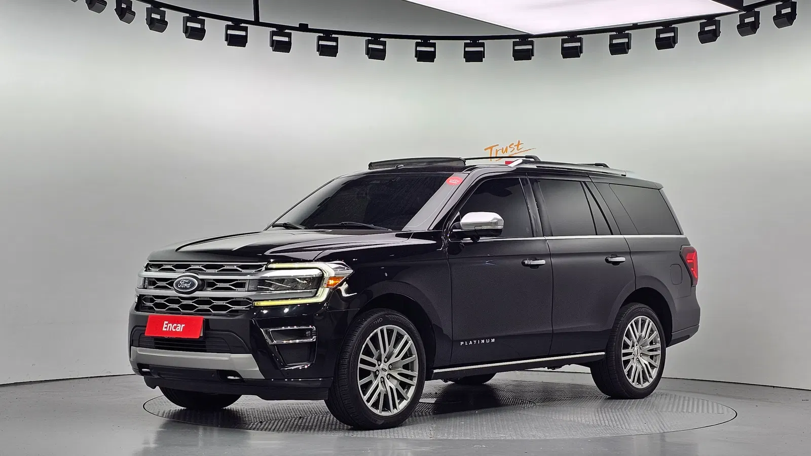 Ford Expedition Platinum 4WD 2022 — photo 1 sur 20
