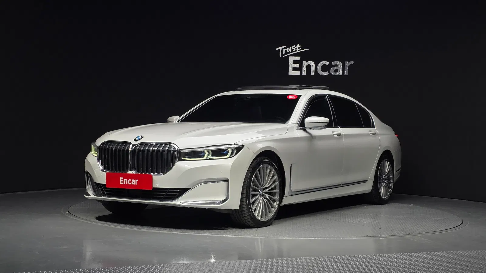 BMW Série 7 (G11) 730Ld xDrive Design Pure Excellence 2020 — photo 1 sur 20