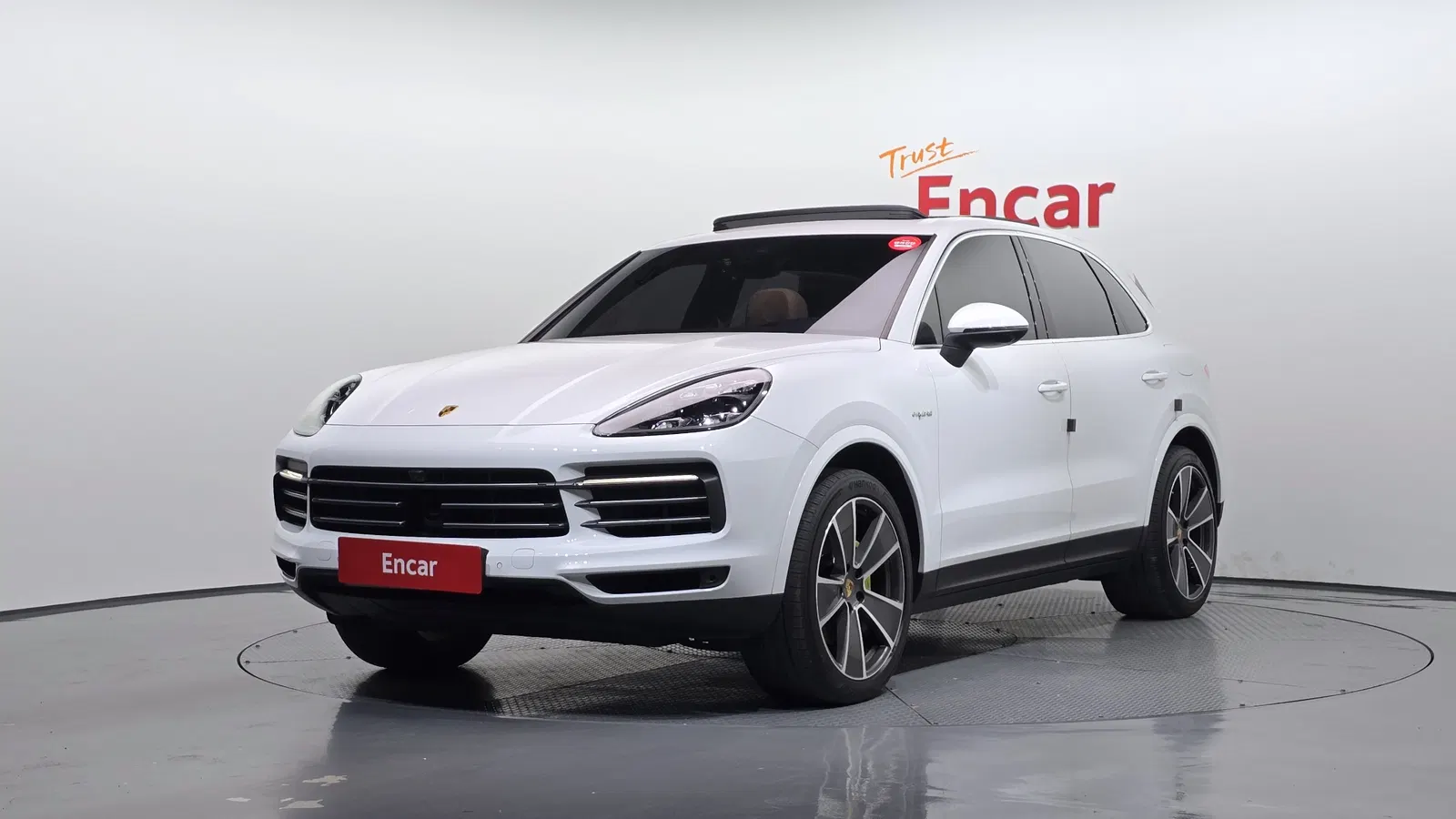 Porsche Cayenne (PO536) 3.0 E-Hybride 2020 — photo 1 sur 26