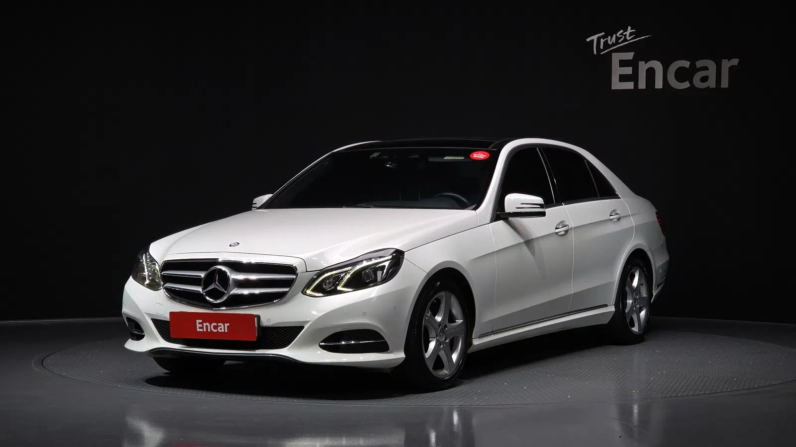 Mercedes-Benz Classe E E250 CDI 4MATIC (W212) 2014 — photo 1 sur 20