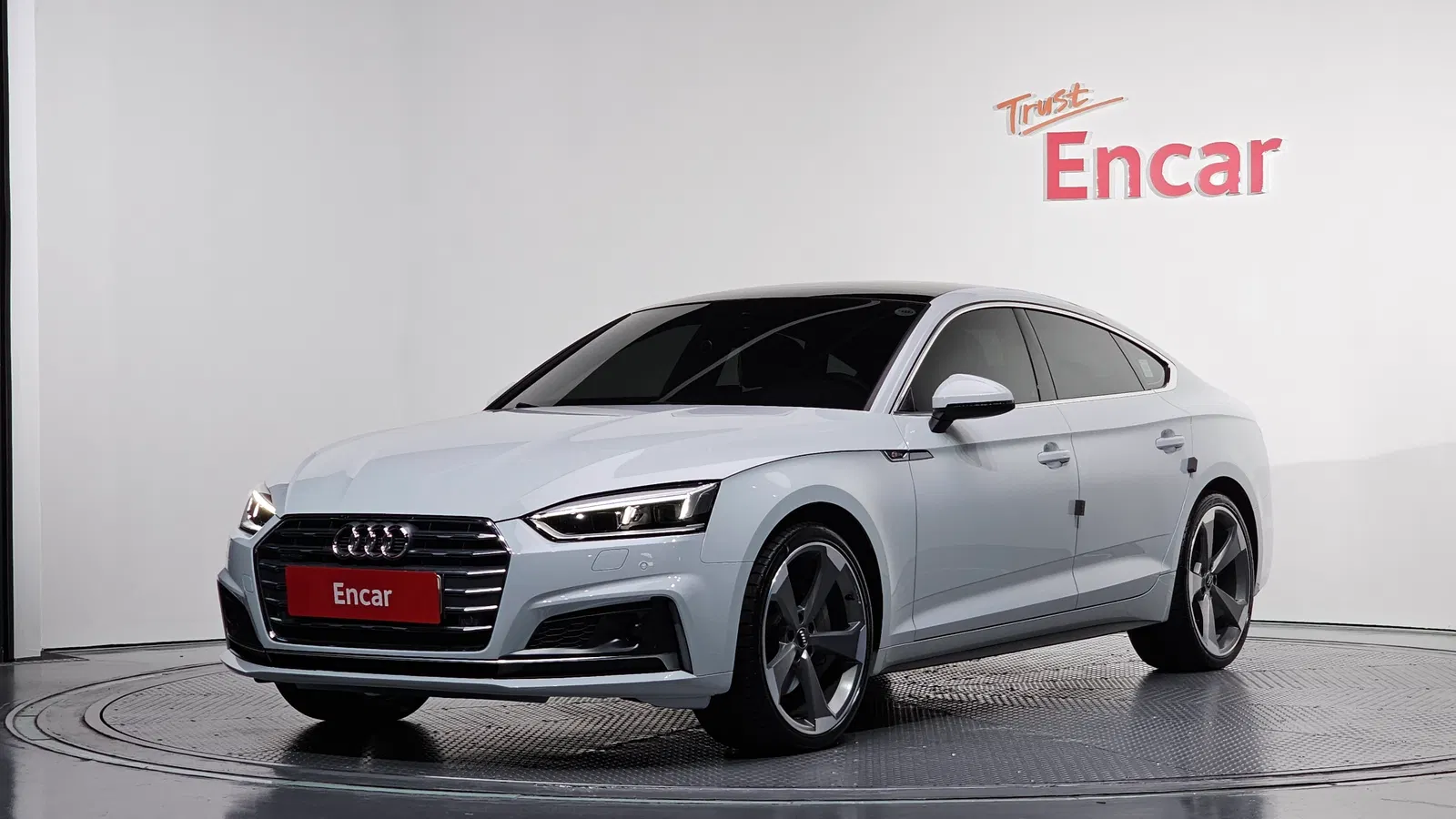 Audi A5 (F5) 45 TFSI Quattro Premium Sportback 2019 — photo 1 sur 20