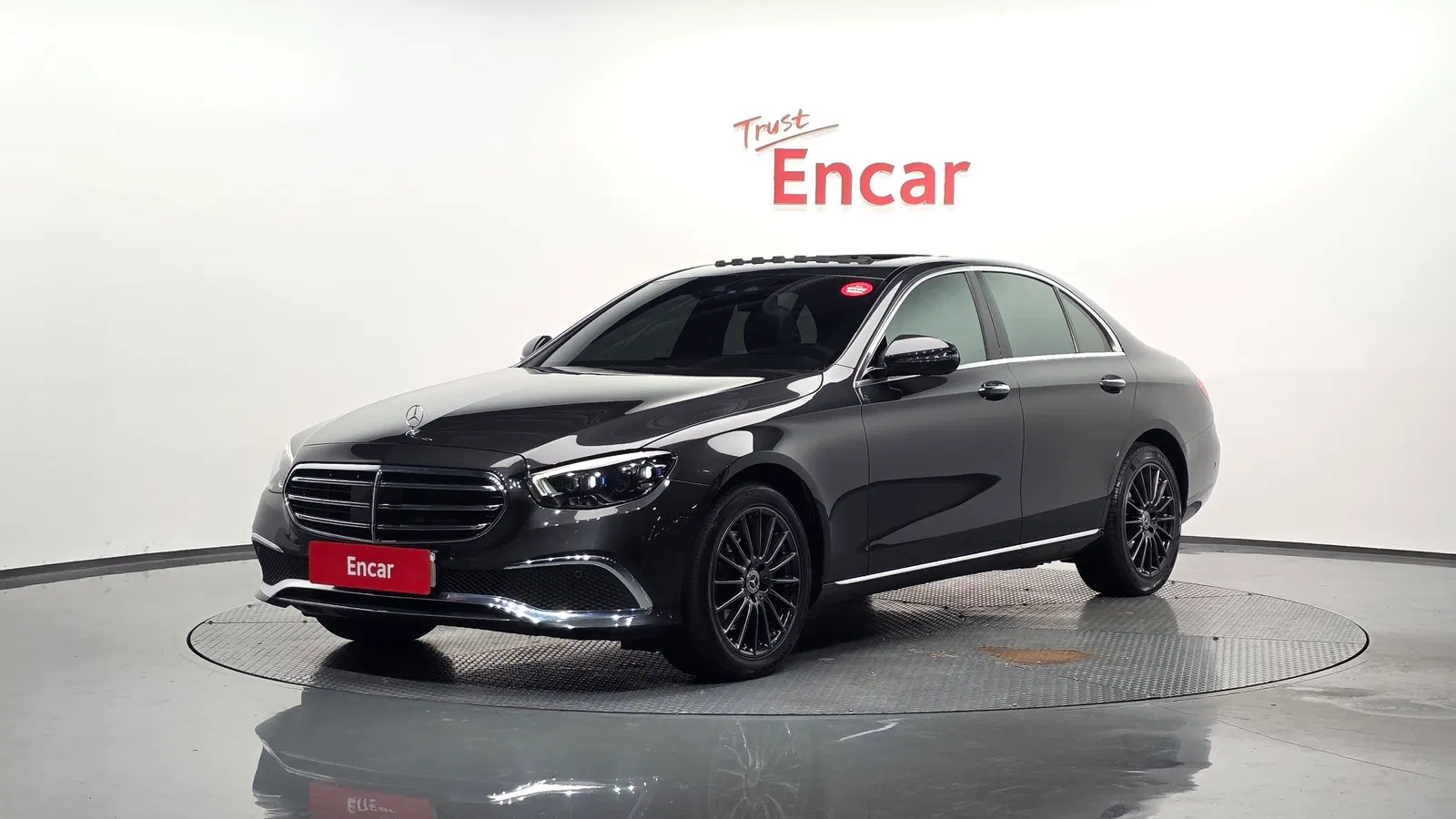 Mercedes-Benz Classe E E250 Exclusive (W213) 2021 — photo 1 sur 20