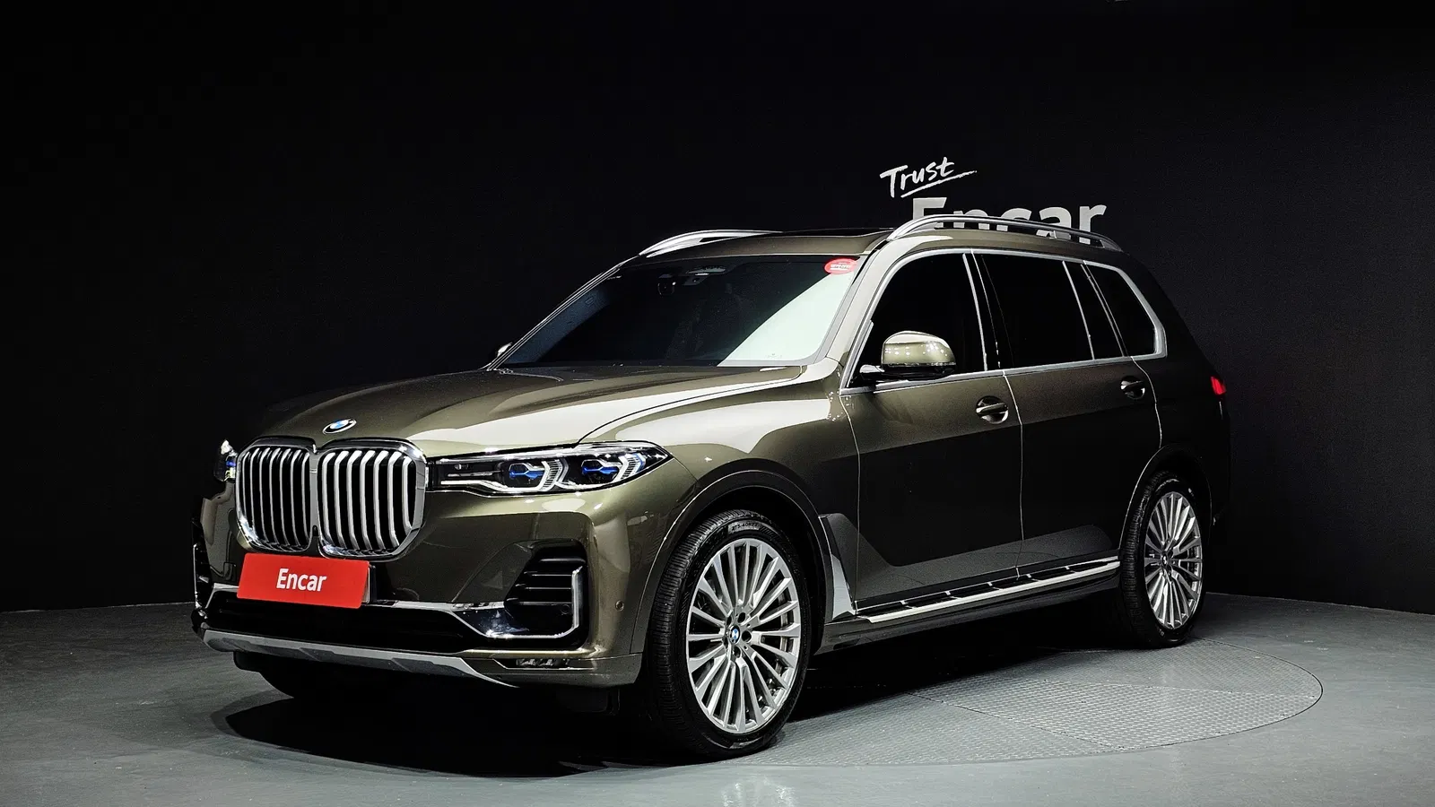 BMW X7 (G07) xDrive 40i Design Pure Excellence 7 places 2022 — photo 1 sur 20