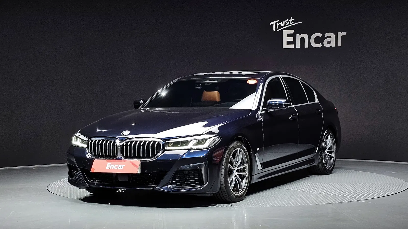 BMW Série 5 (G30) 520i M Sport 2021 — photo 1 sur 20