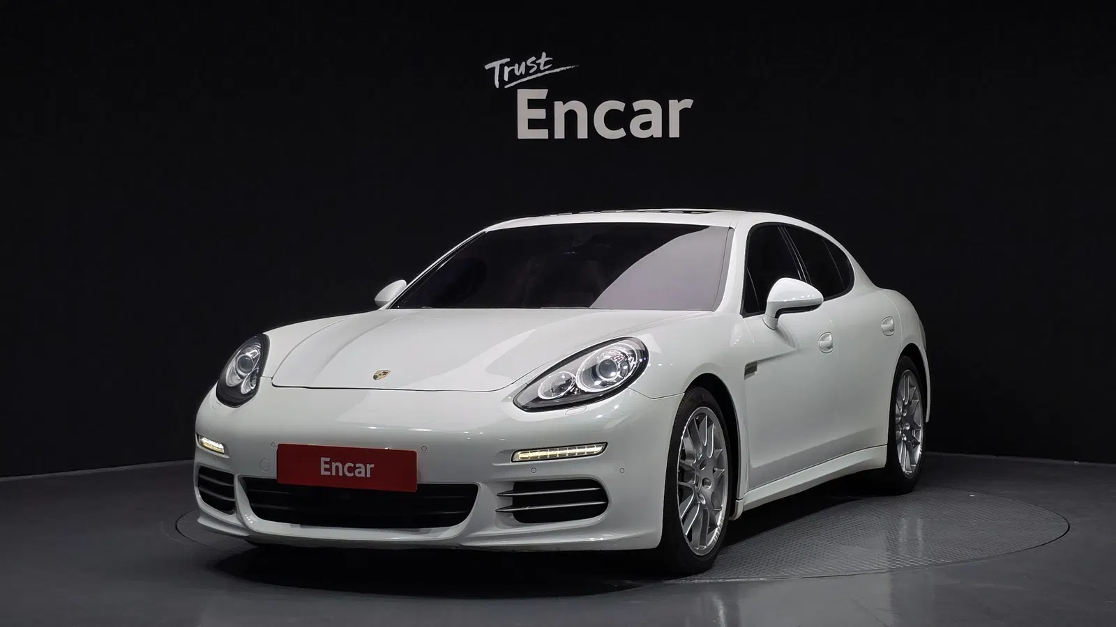 Porsche Panamera 3.6 AWD 2015 — photo 1 sur 20