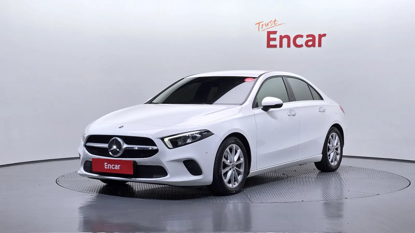 Mercedes-Benz Classe A A220 Berline (W177) 2020 — photo 1 sur 20