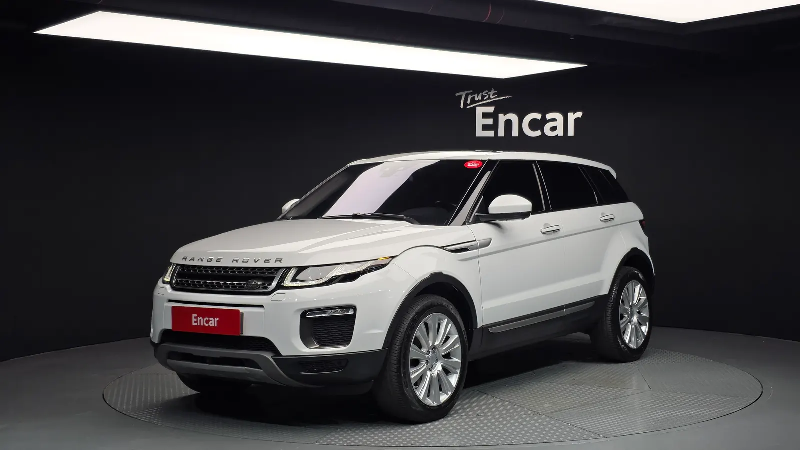 Land Rover Range Rover Evoque 2.0 TD4 HSE 2016 — photo 1 sur 20