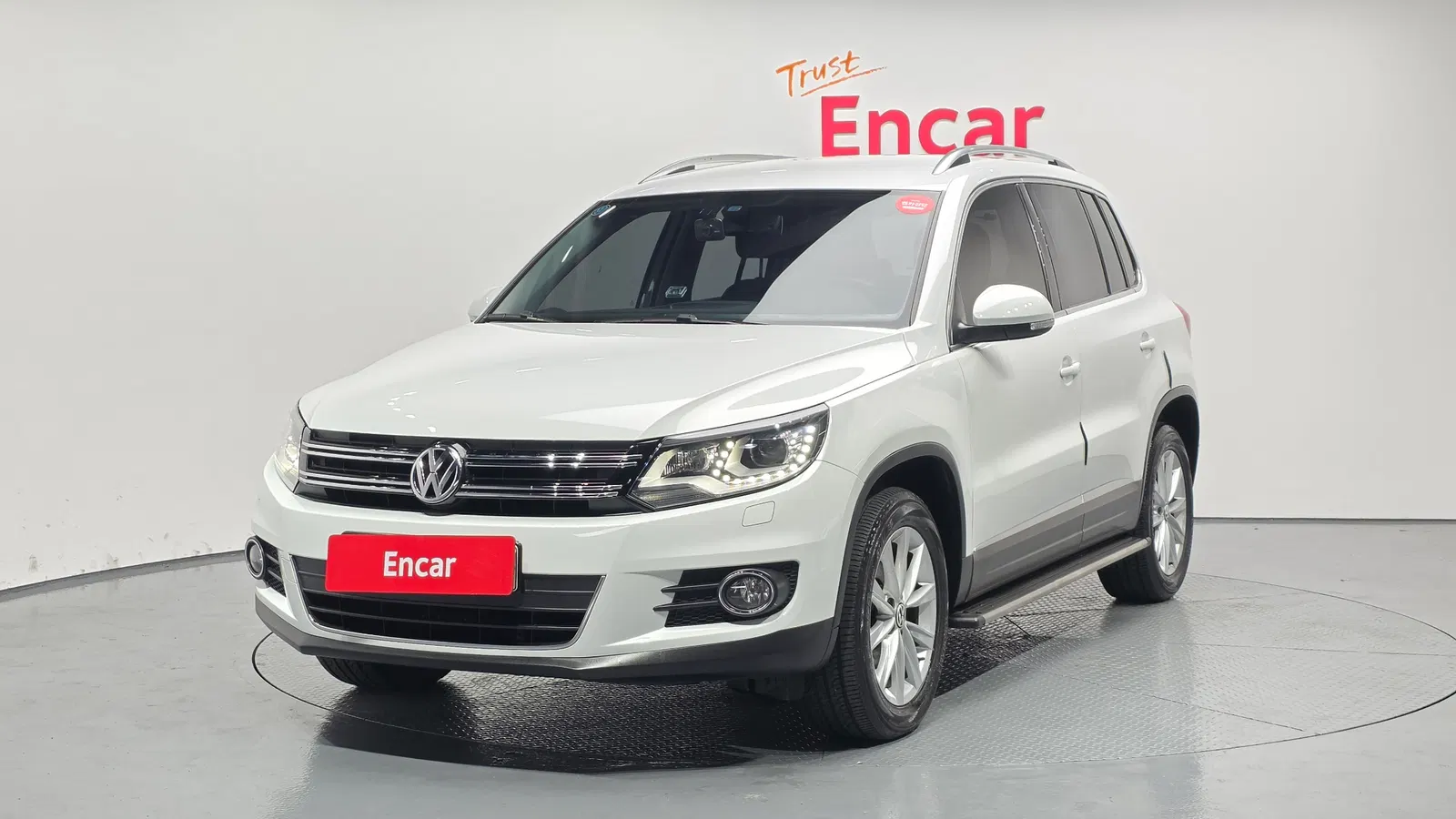 Volkswagen Tiguan 2.0 TDI Comfort 2016 — photo 1 sur 20