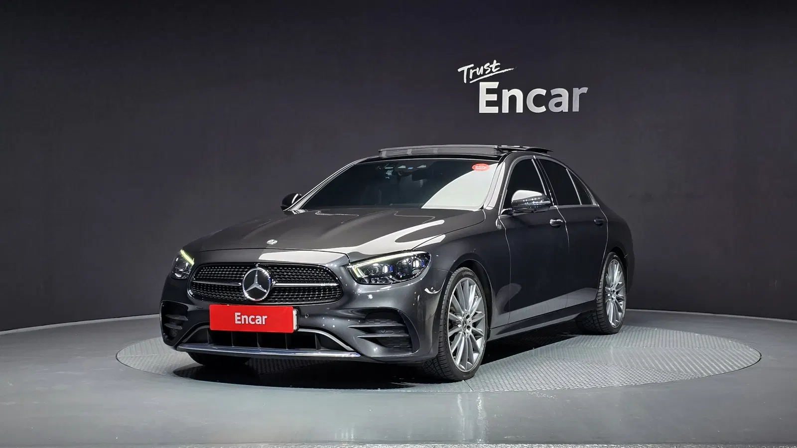 Mercedes-Benz Classe E AMG Line · E350 4MATIC Edition (W213) 2021 — photo 1 sur 20