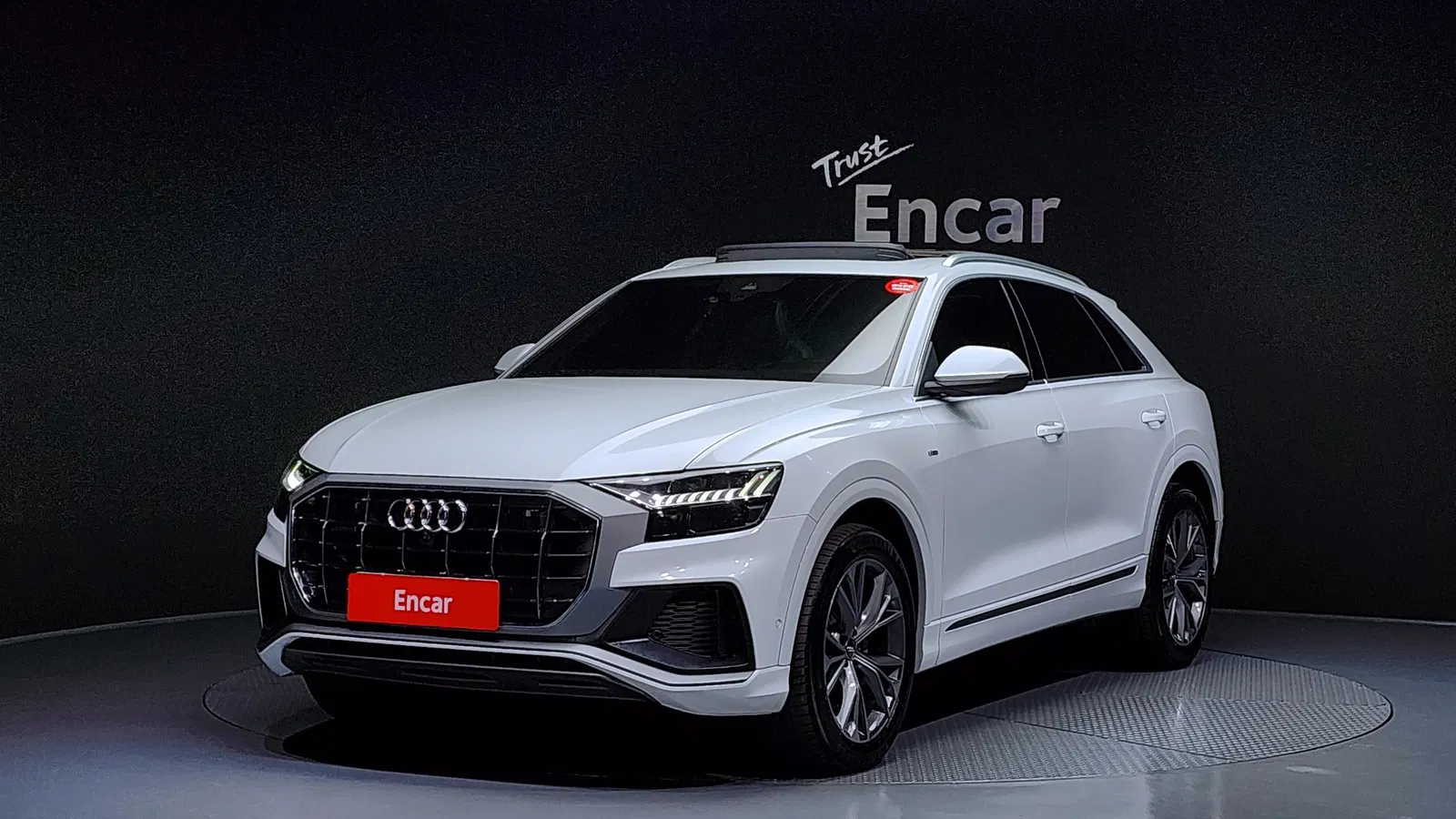 Audi Q8 (4M) 50 TDI Quattro Premium 2020 — photo 1 sur 20