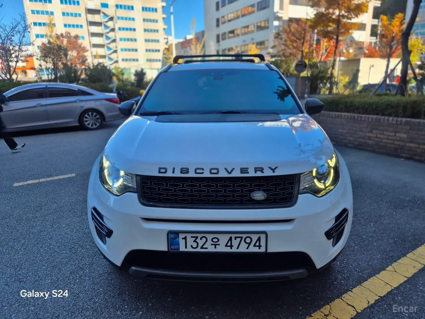 Land Rover Discovery Sport 2.0 TD4 SE 2016 — photo 1 sur 24