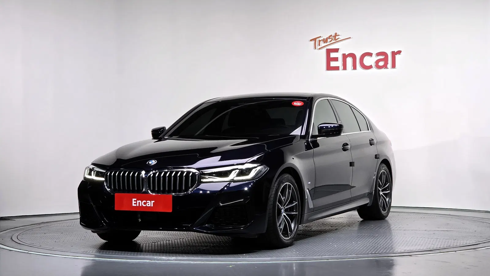 BMW Série 5 (G30) 523d M Sport 2021 — photo 1 sur 26