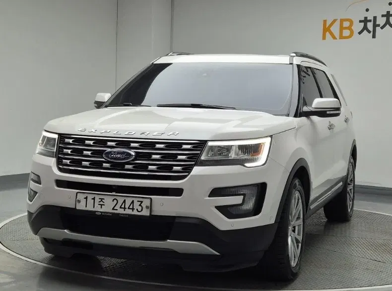Ford Explorer 2.3 Limited 4WD 2016 — photo 1 sur 26