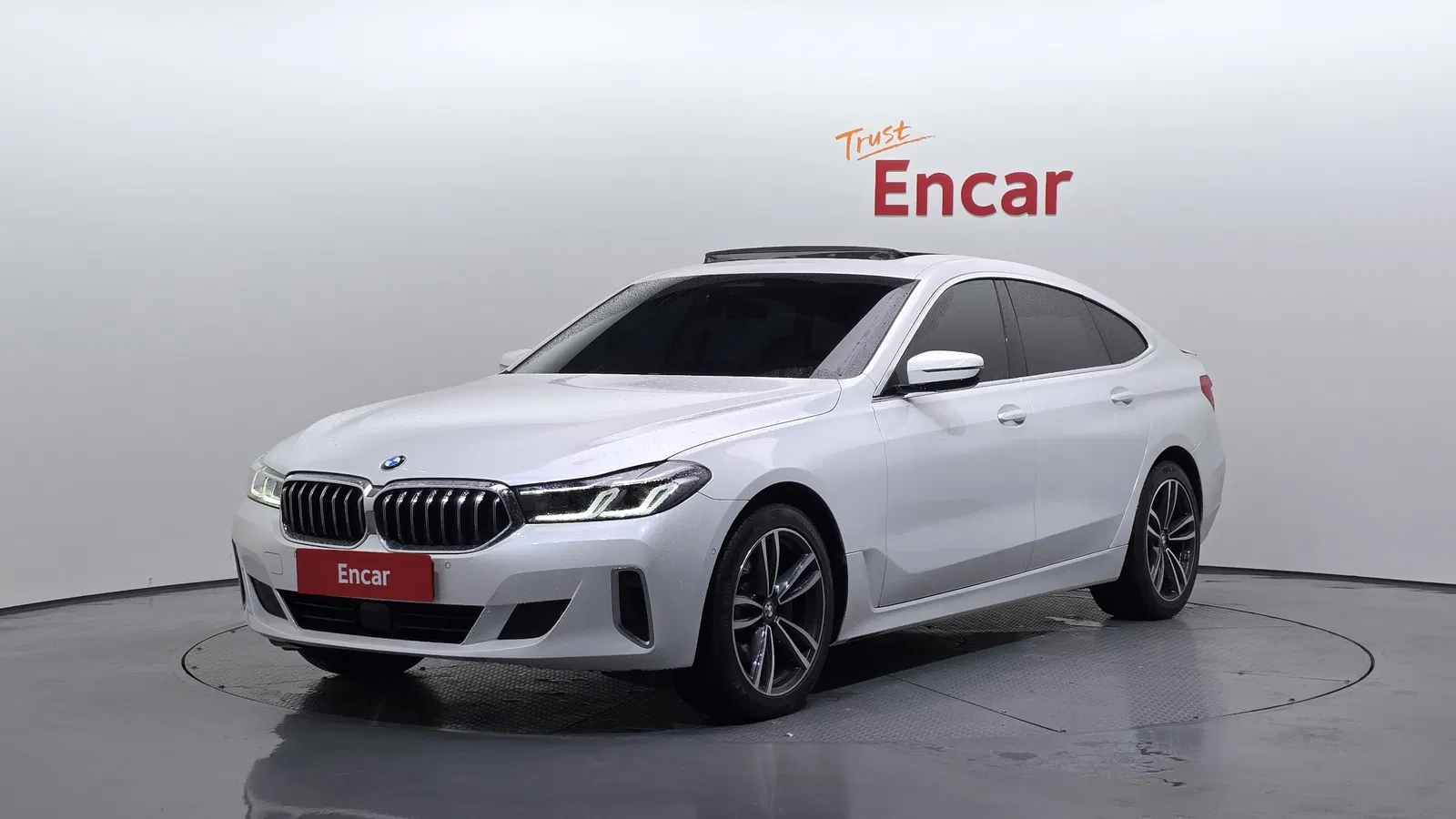 BMW Série 6 GT (G32) 620d Luxury 2022 — photo 1 sur 20