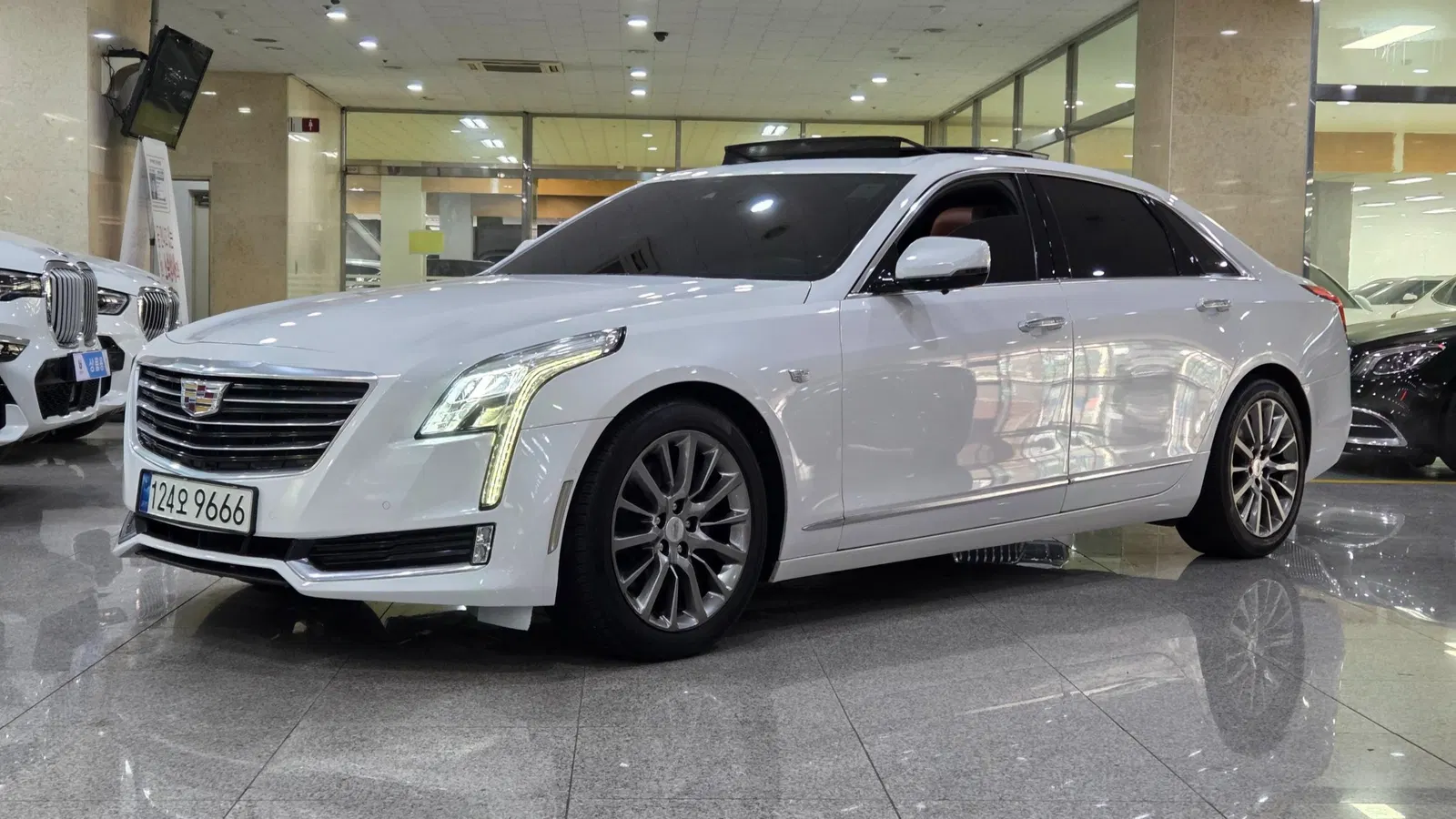 Cadillac CT6 3.6 Premium AWD 2017 — photo 1 sur 26