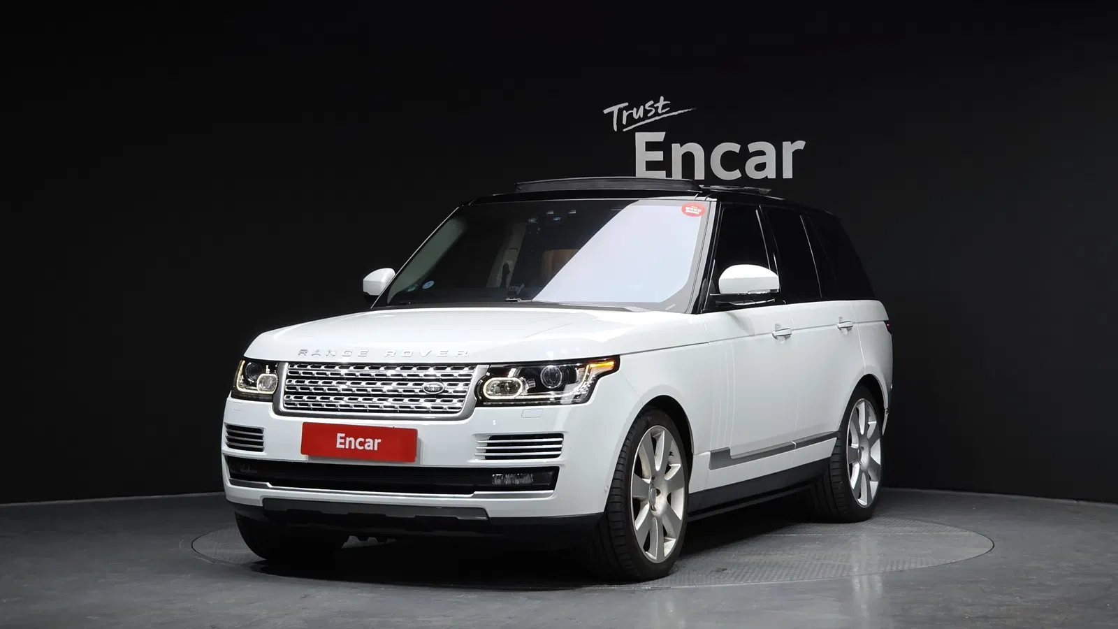 Land Rover Range Rover 4e génération 4.4 SDV8 AB Diesel 2017 — photo 1 sur 20