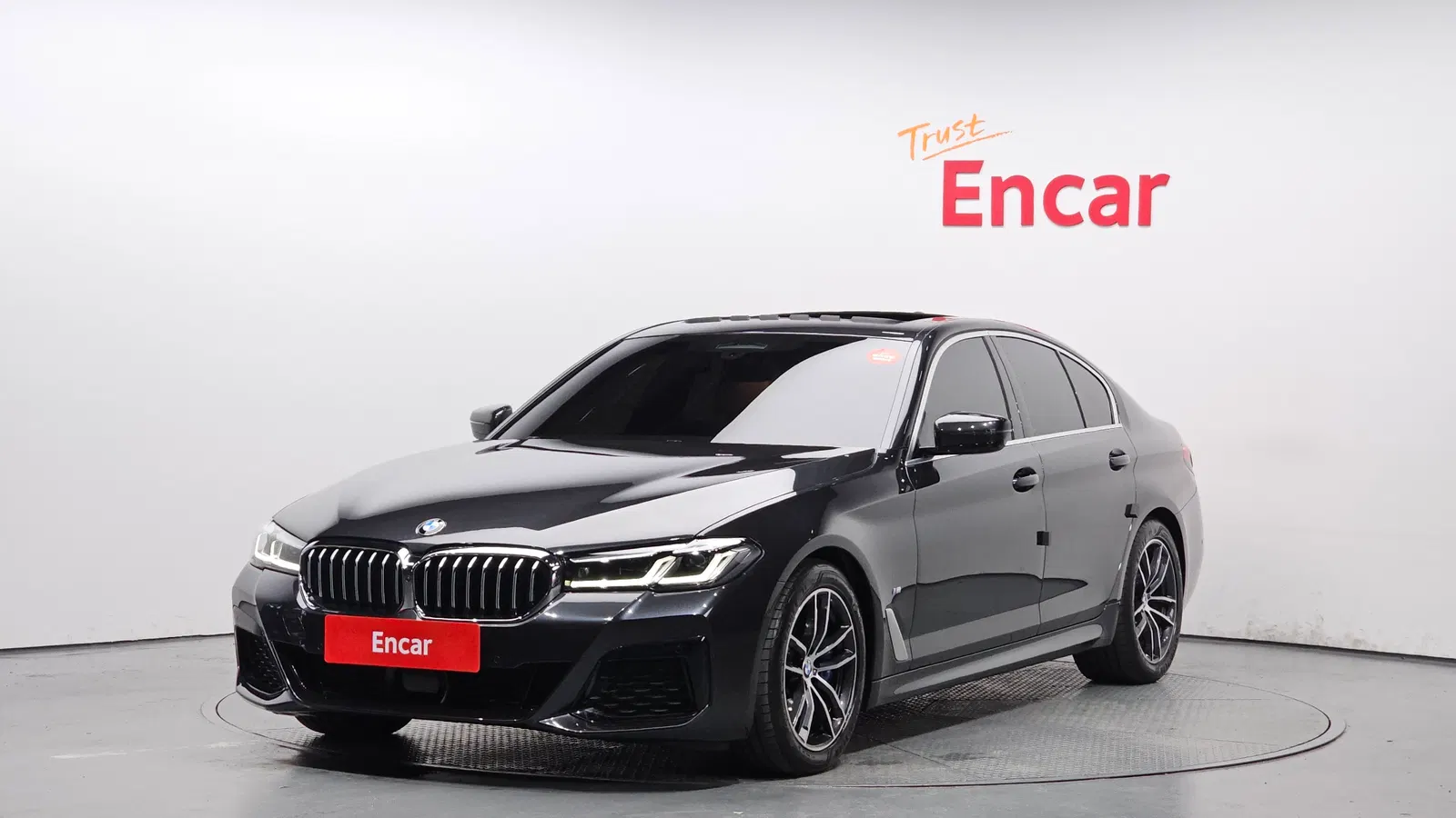 BMW Série 5 (G30) 520i M Sport 2022 — photo 1 sur 20