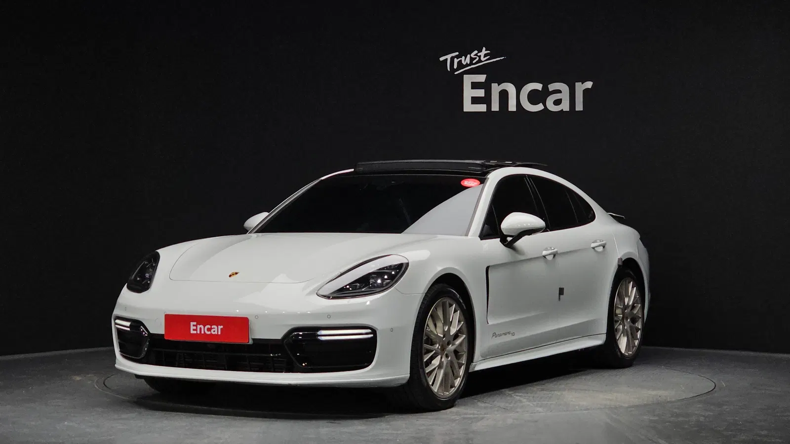 Porsche Panamera (971) 3.0 AWD 2020 — photo 1 sur 26