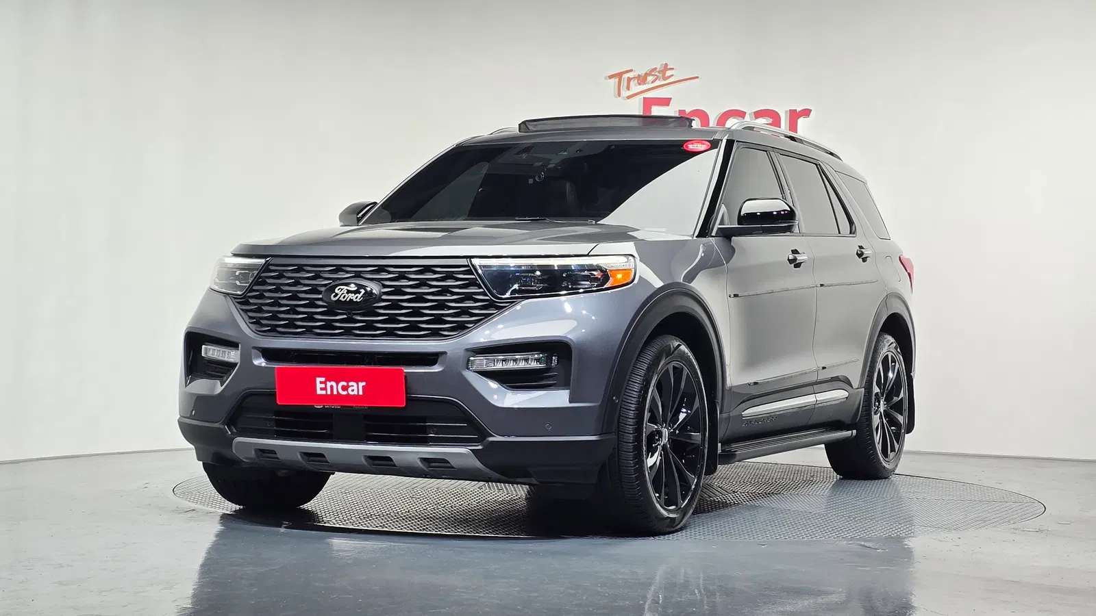 Ford Explorer 6e génération 3.0 Platinum 4WD 2021 — photo 1 sur 20