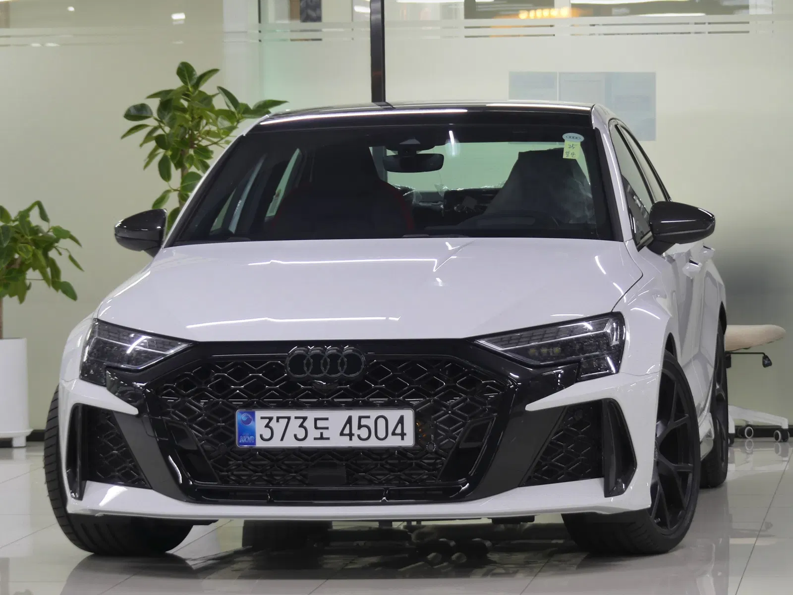 Audi RS3 (8Y) 2.5 TFSI Quattro Carbon Edition 2025 — photo 1 sur 24