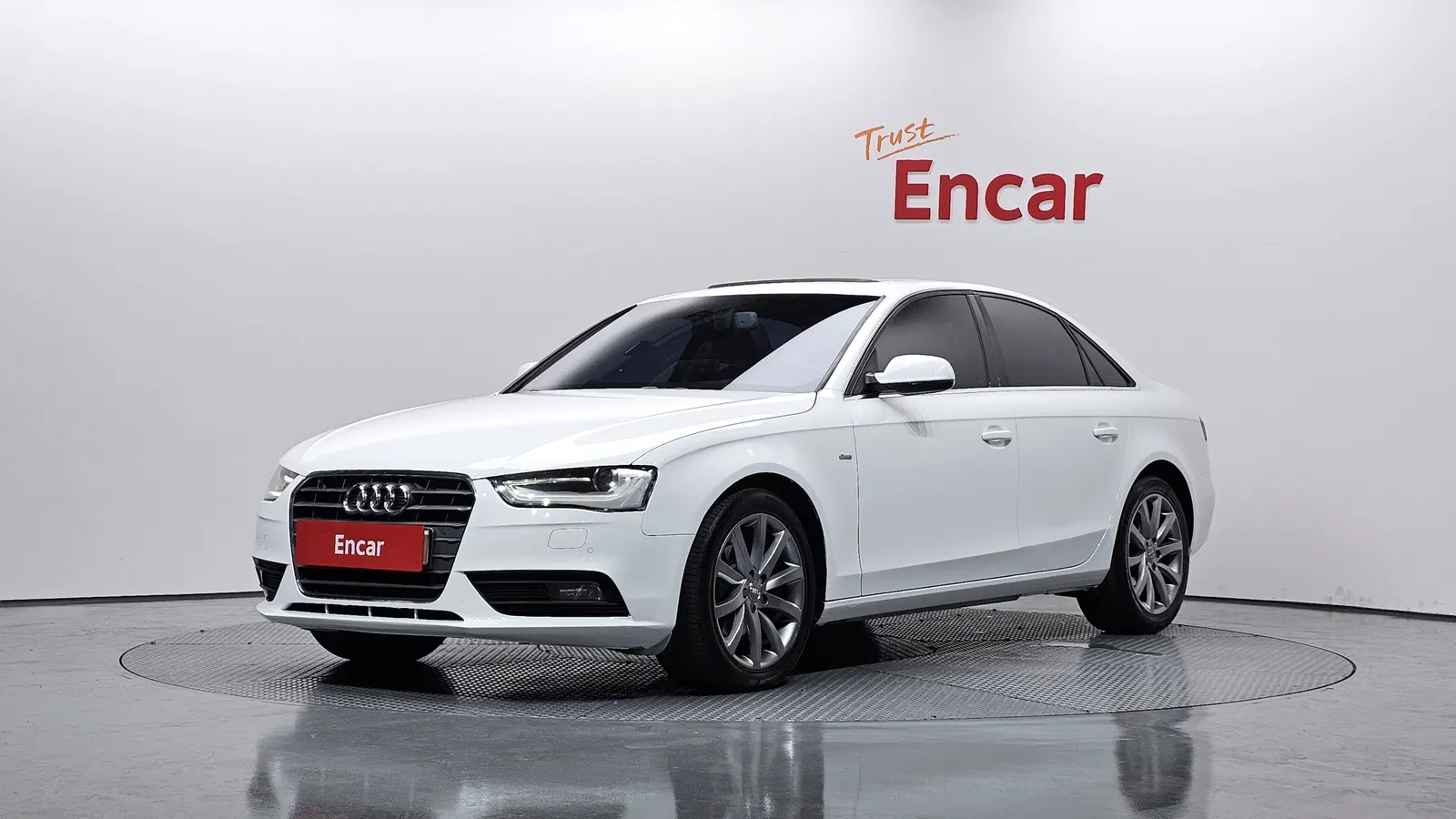 Audi A4 2.0 TDI Dynamic 2014 — photo 1 sur 20