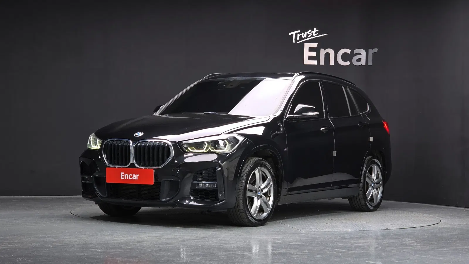 BMW X1 (F48) xDrive 20i M Sport 2021 — photo 1 sur 8