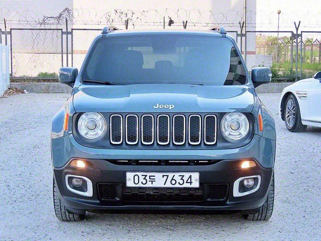 Jeep Renegade 2.4 Longitude High 2017 — photo 1 sur 26