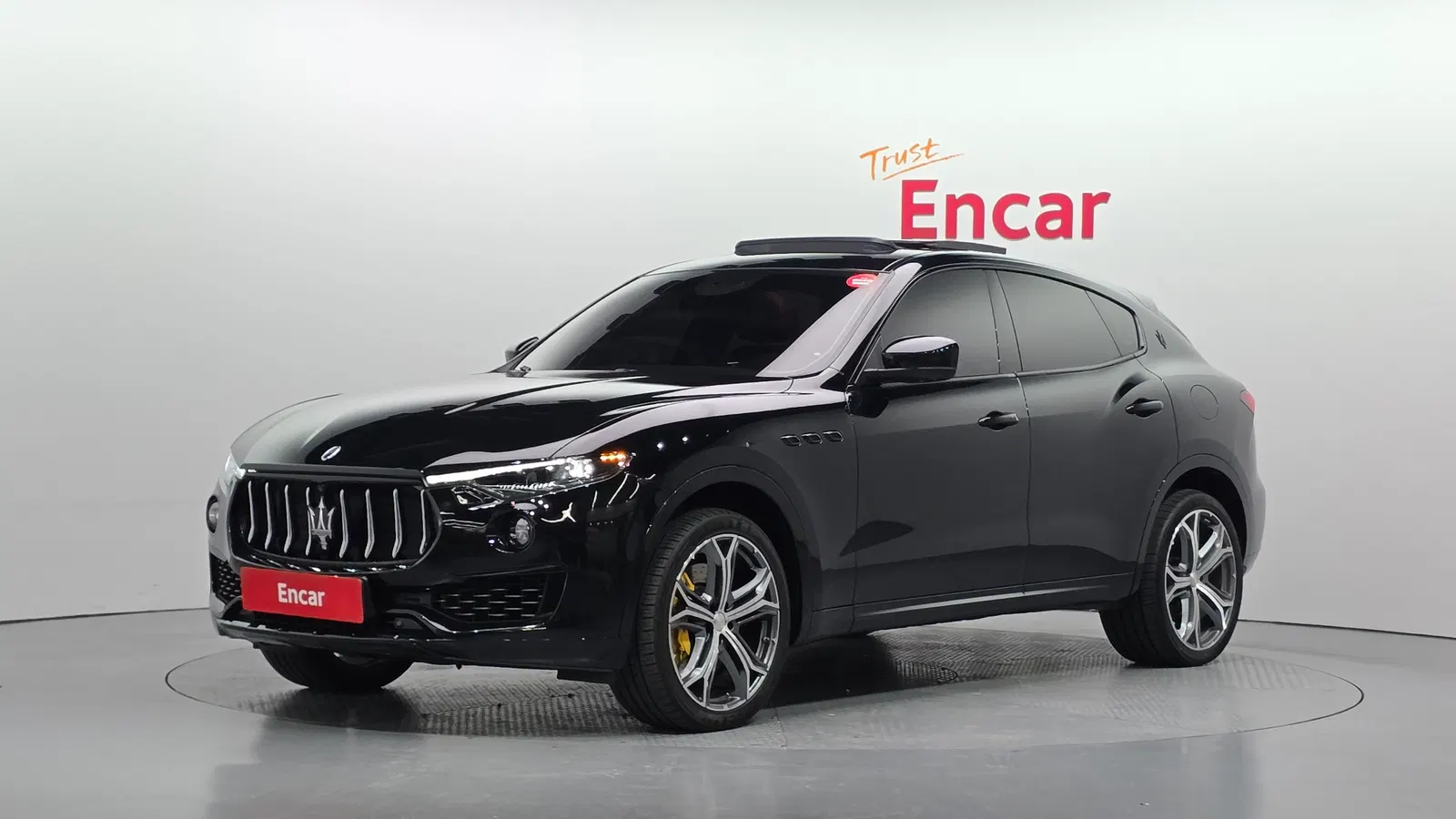 Maserati Levante 3.0 S AWD GranLusso 2019 — photo 1 sur 20