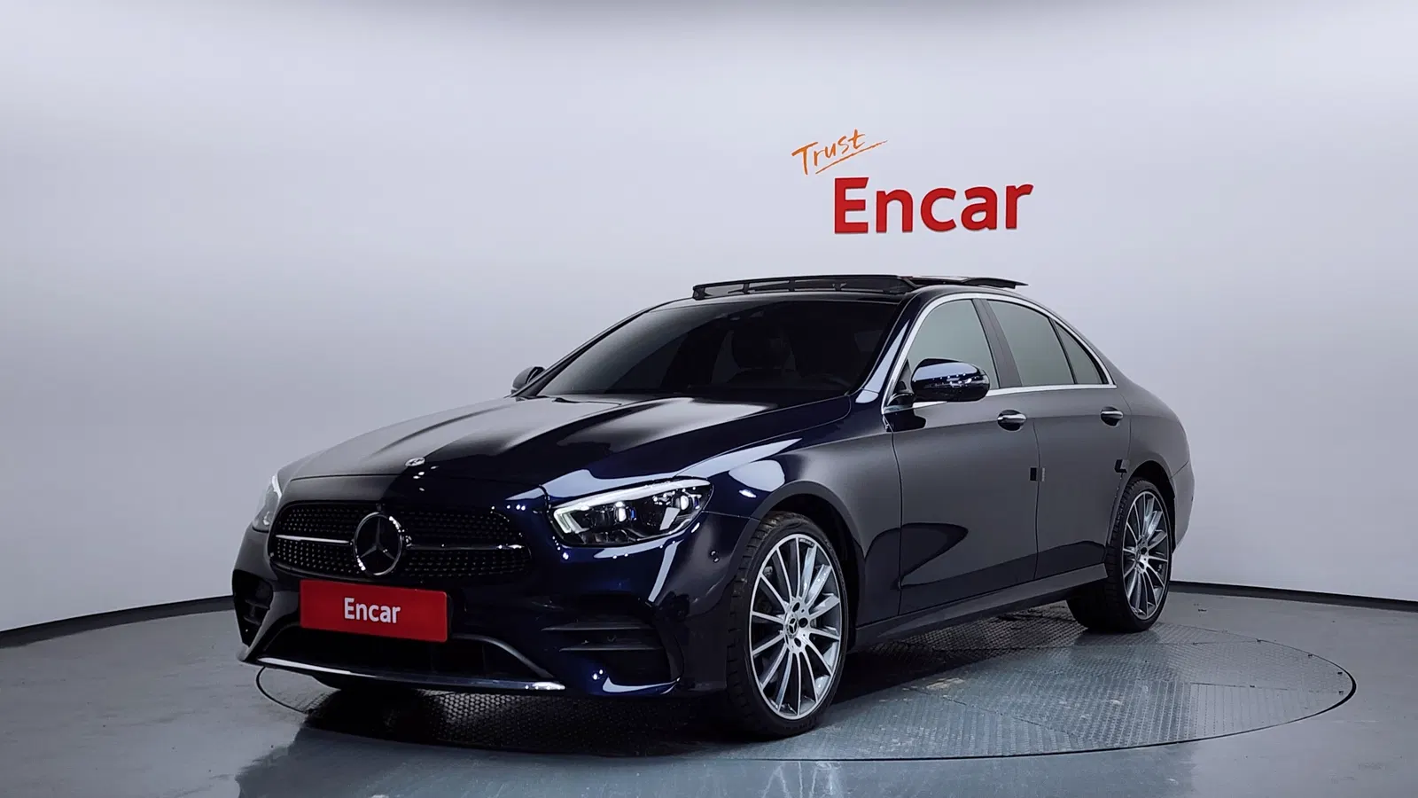 Mercedes-Benz Classe E AMG Line · E350 4MATIC (W213) 2022 — photo 1 sur 20