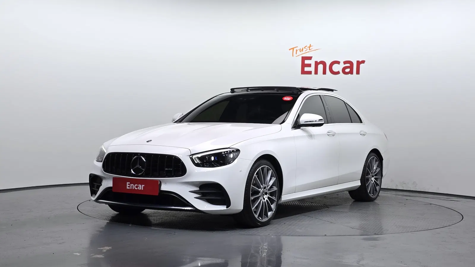 Mercedes-Benz Classe E AMG Line · E350 4MATIC Edition (W213) 2021 — photo 1 sur 20
