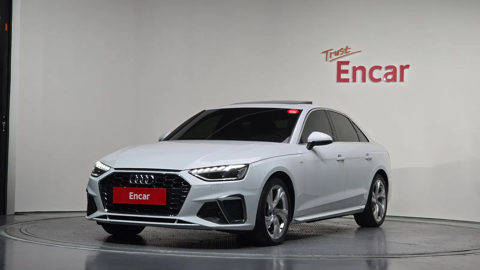 Audi A4 (B9) 40 TFSI Premium 2021 — photo 1 sur 20
