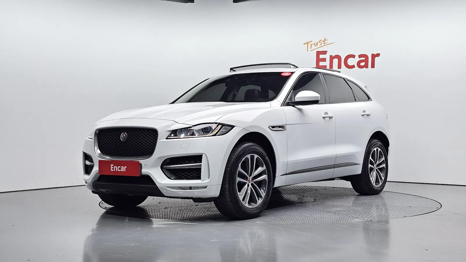 Jaguar F-PACE 20d R-Sport 2018 — photo 1 sur 20