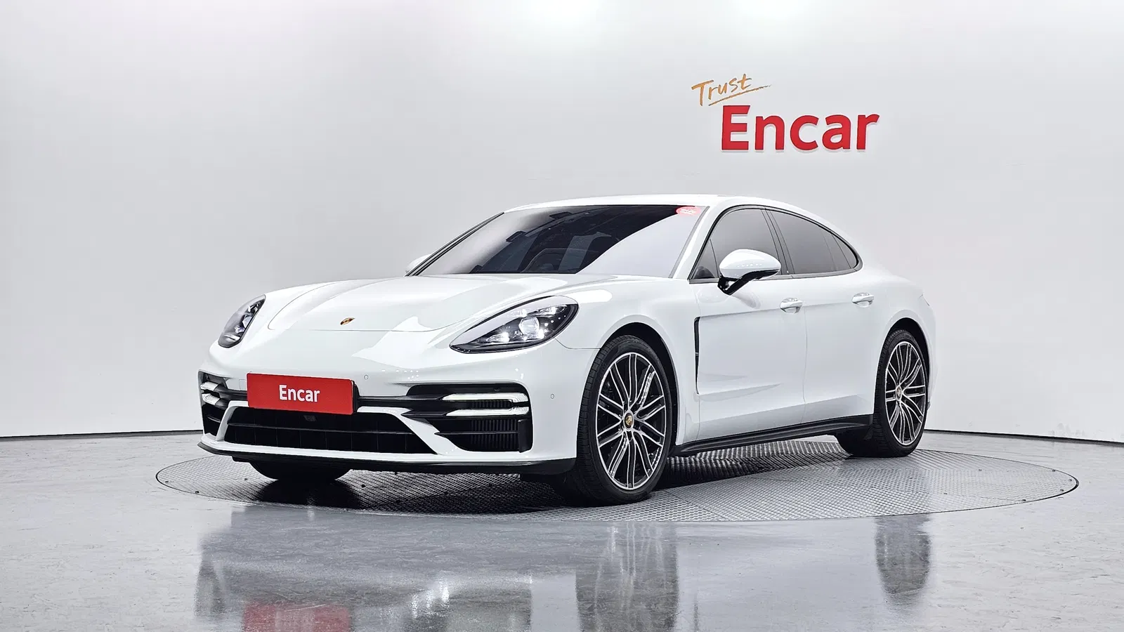 Porsche Panamera (971) 2.9 AWD 2021 — photo 1 sur 20