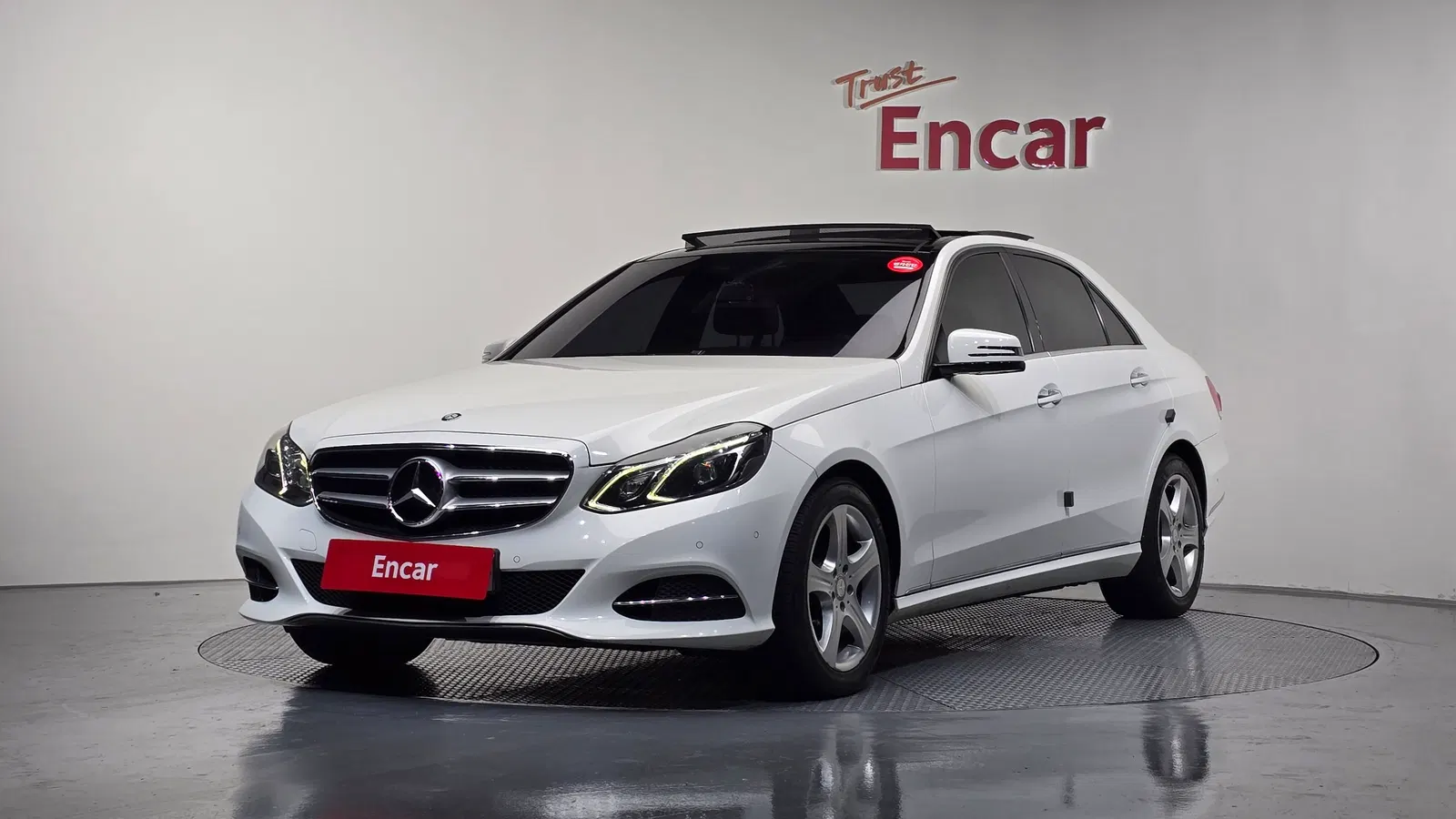Mercedes-Benz Classe E E250 CDI 4MATIC (W212) 2014 — photo 1 sur 20